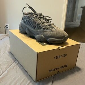 Yeezy 500